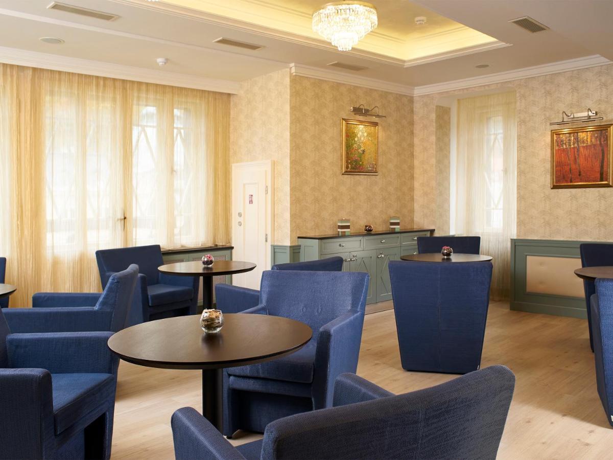 קרלובי וארי Ea Hotel Elefant מראה חיצוני תמונה