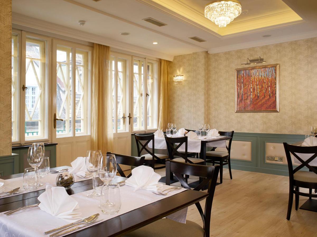 קרלובי וארי Ea Hotel Elefant מראה חיצוני תמונה